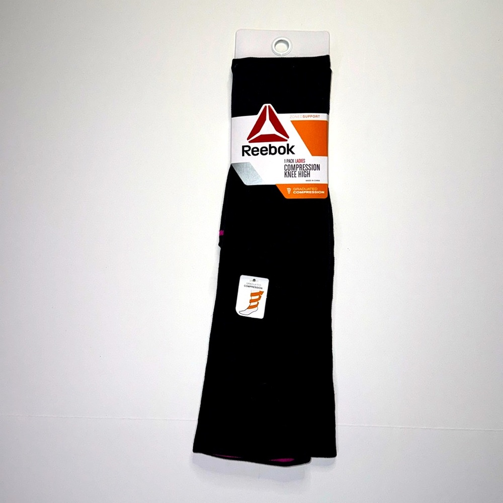 New With Tags Ladies Reebok Compression Knee High socks